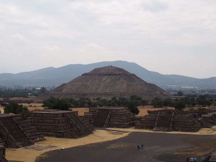 【メキシコ08】世界で三番目？！テオティワカン・太陽のピラミッド (27)