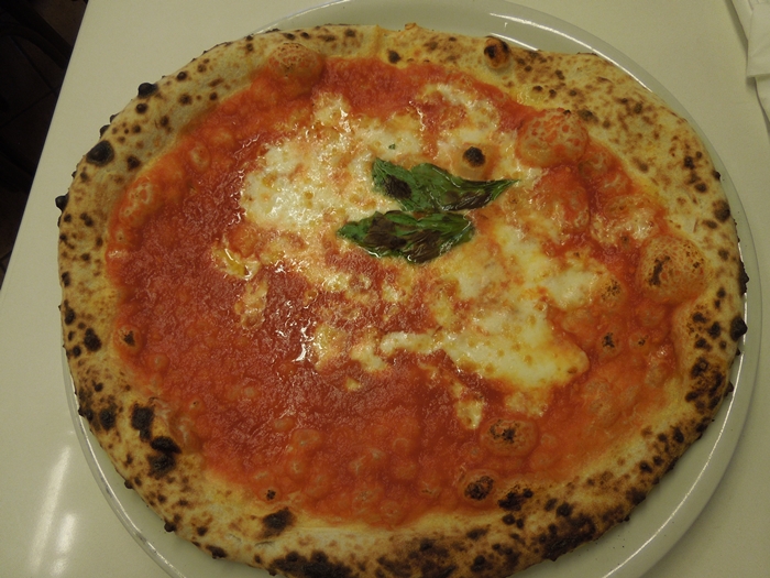 20【イタリア06】ナポリと言えばピザでしょ！