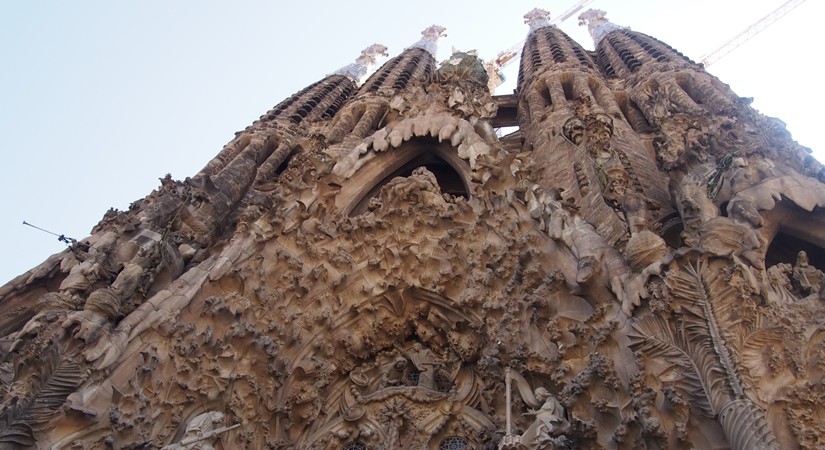 【スペイン05】バルセロナでガウディ建築に感動。