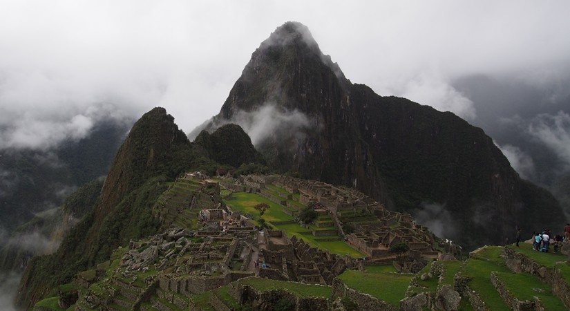 【ペルー06 世界遺産】雨降りしきる空中都市マチュピチュ